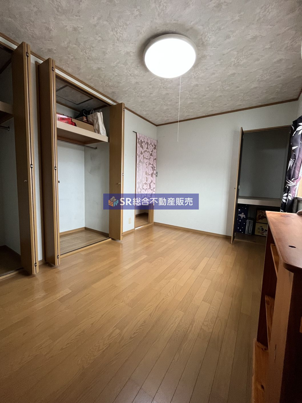 売主様居住中につき、事前予約必須です(洋室) 売主様居住中につき、事前予約必須です(洋室)