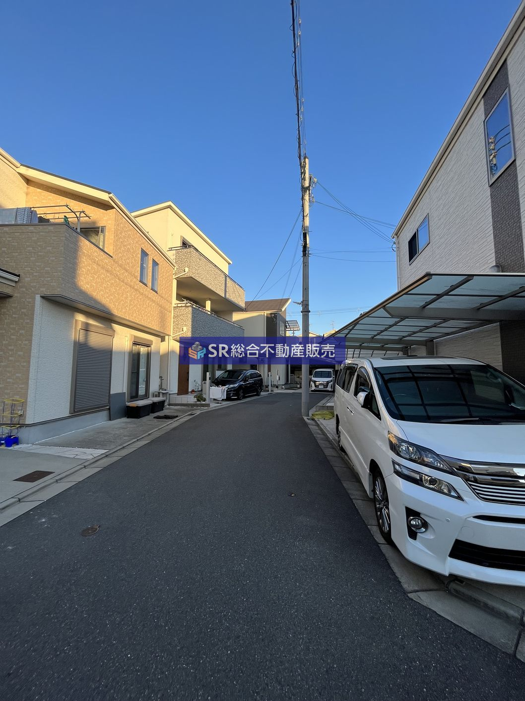 (前面道路を含む周辺環境) (前面道路を含む周辺環境)