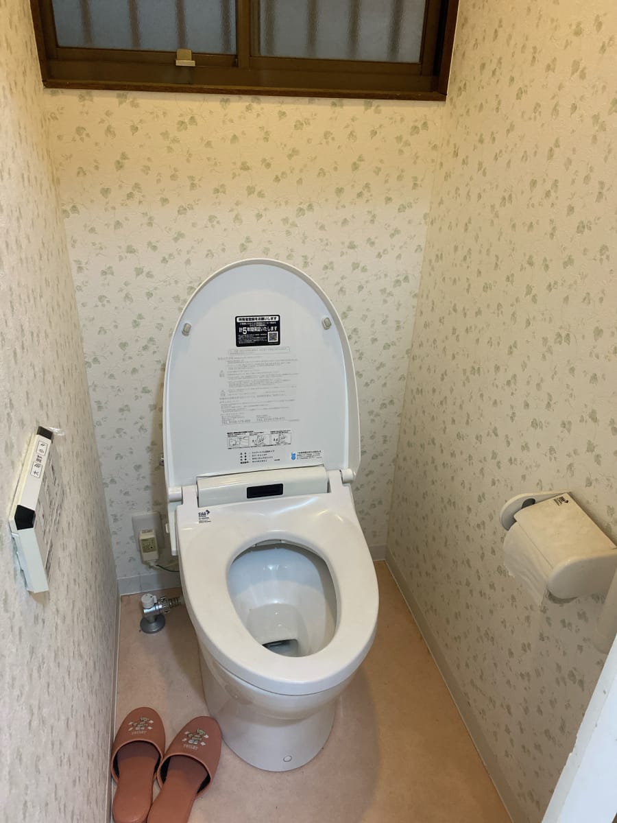 (トイレ) (トイレ)