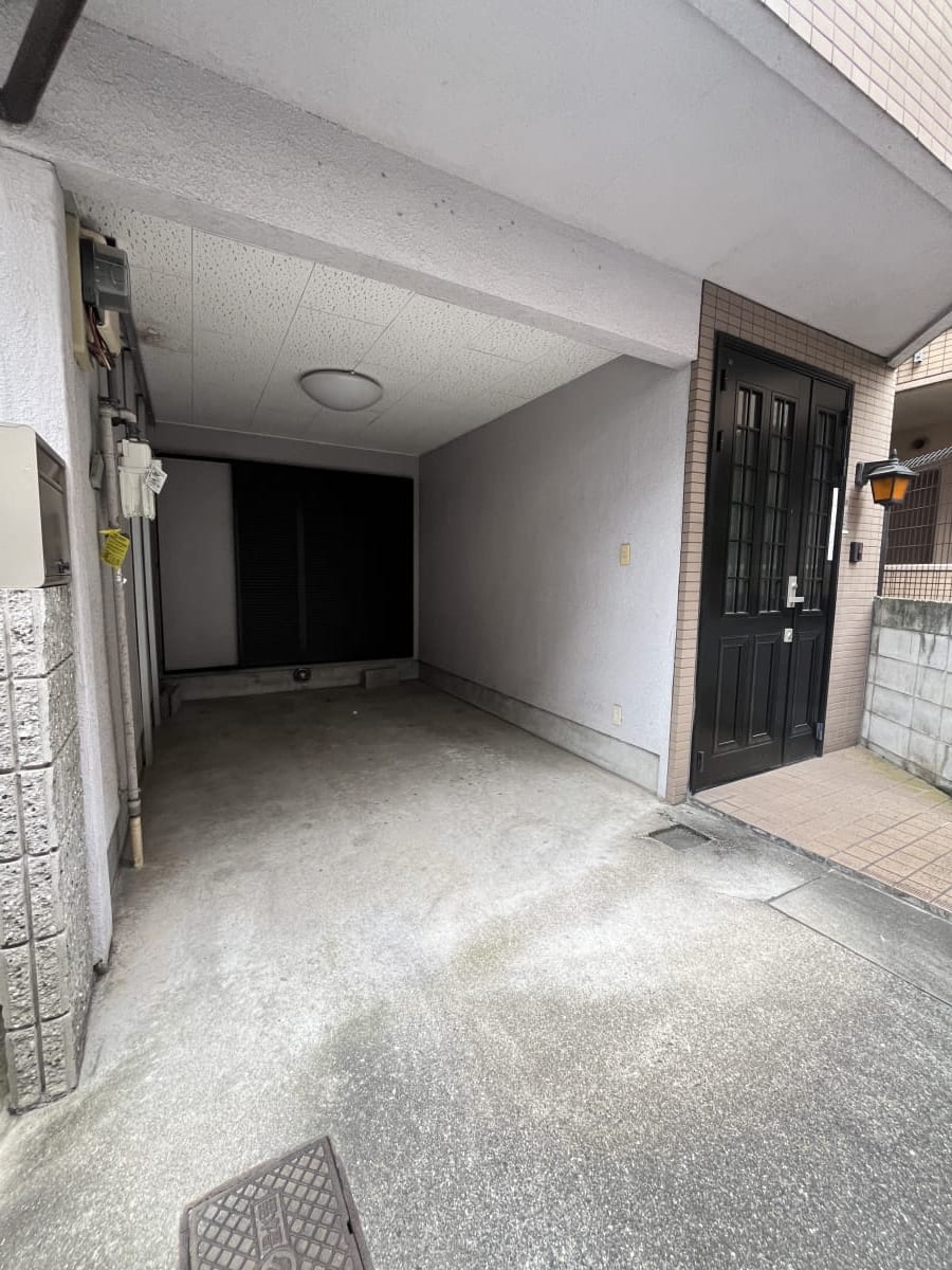 (駐車場) (駐車場)