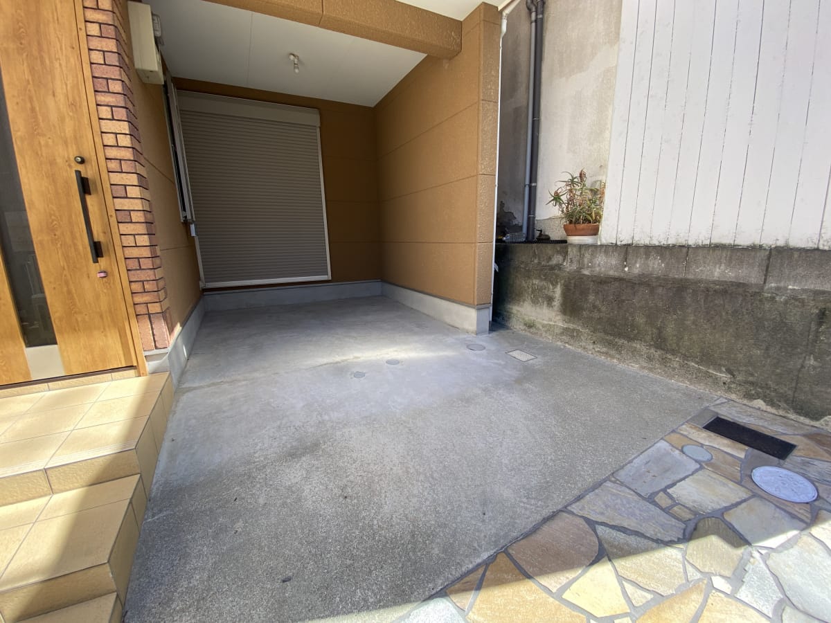 (駐車場) (駐車場)