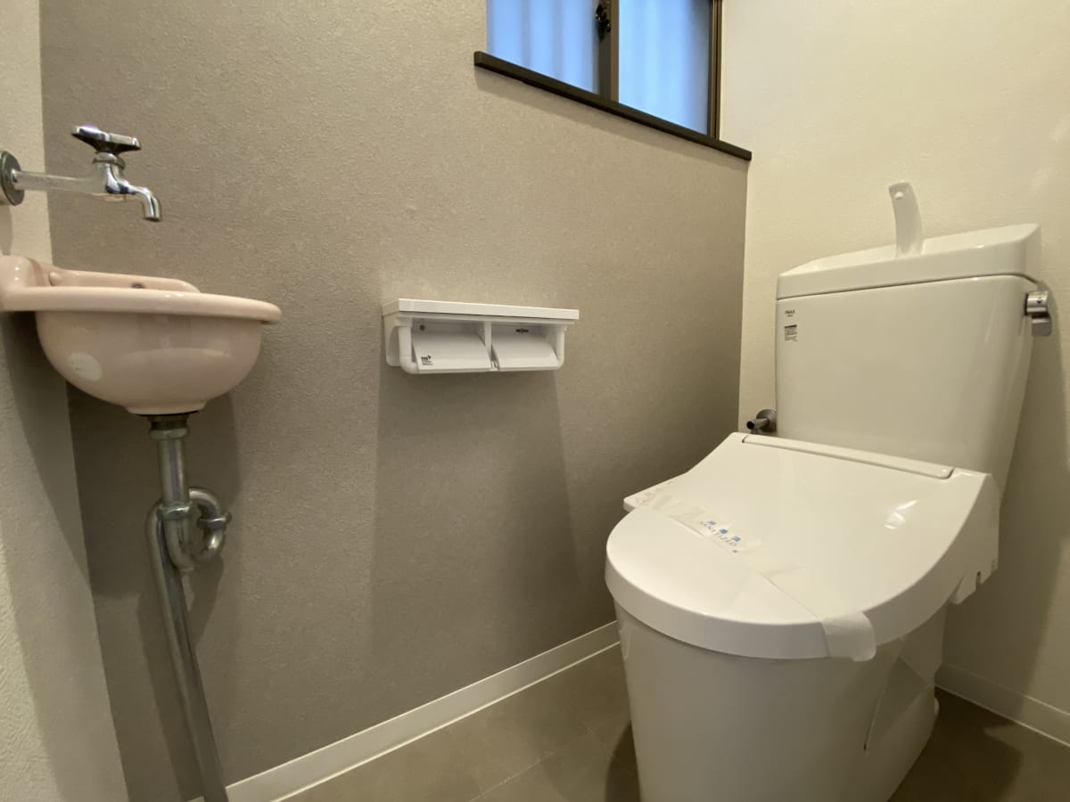 (トイレ) (トイレ)