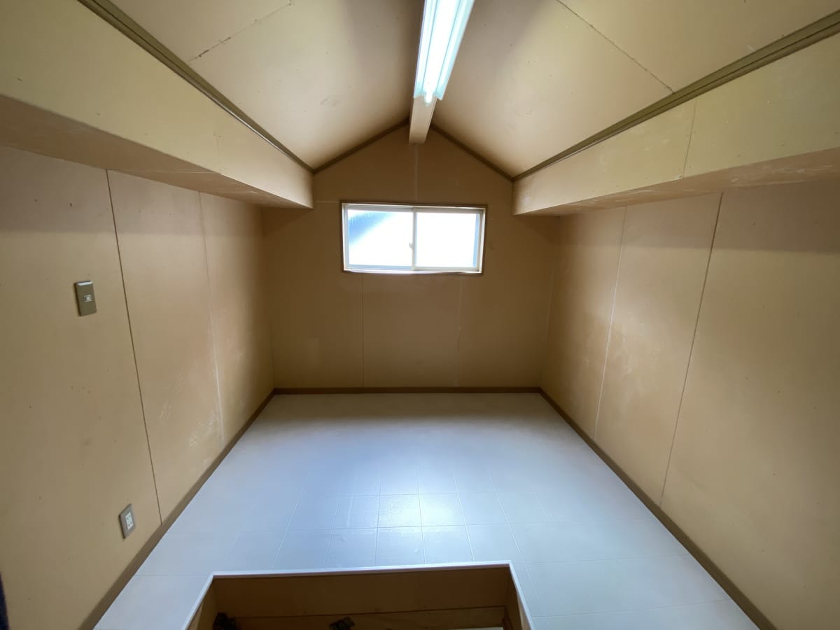 小屋裏収納(収納) 小屋裏収納(収納)