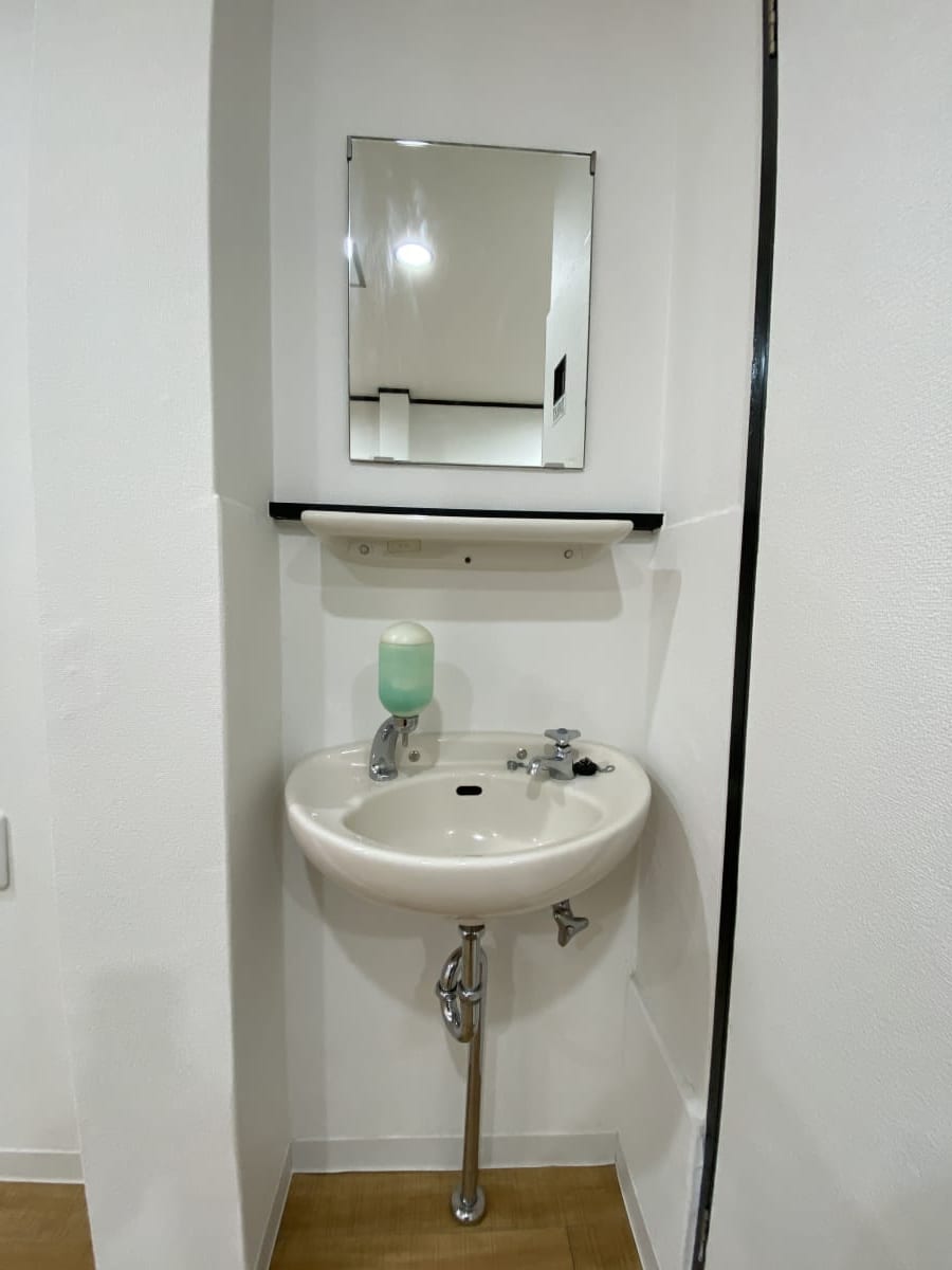 店舗部分(独立洗面台) 店舗部分(独立洗面台)