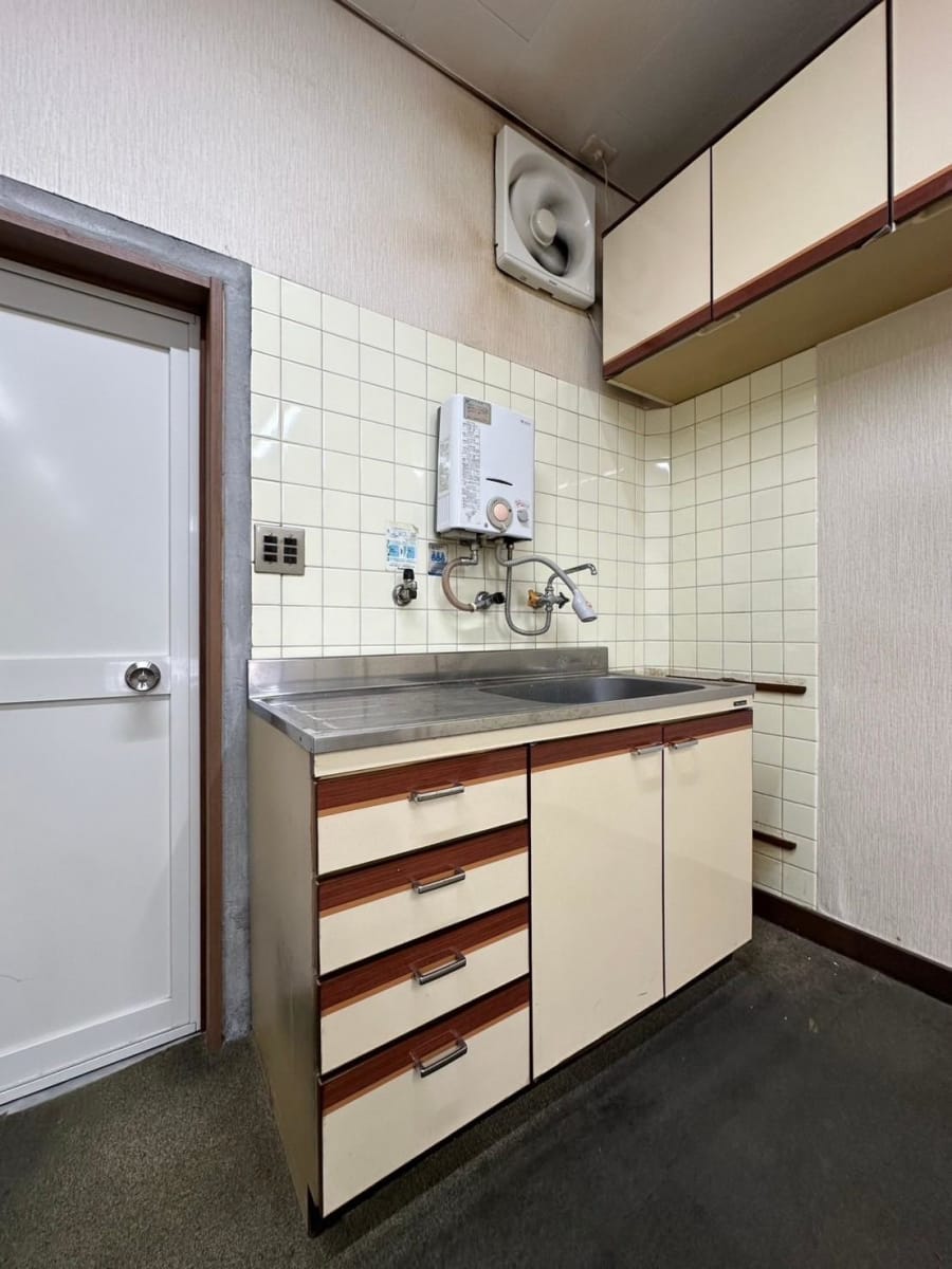 1F(キッチン) 1F(キッチン)