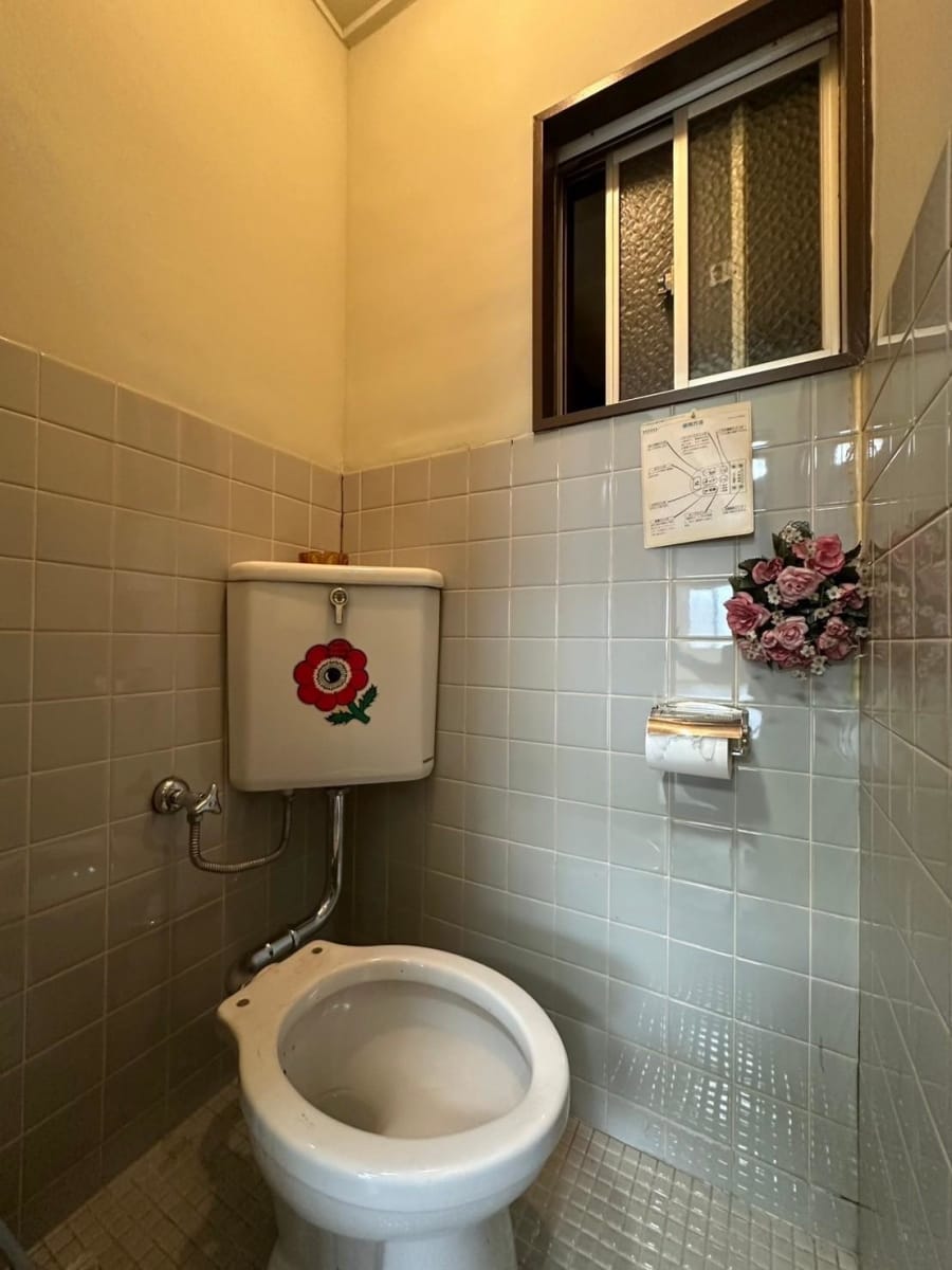 (トイレ) (トイレ)