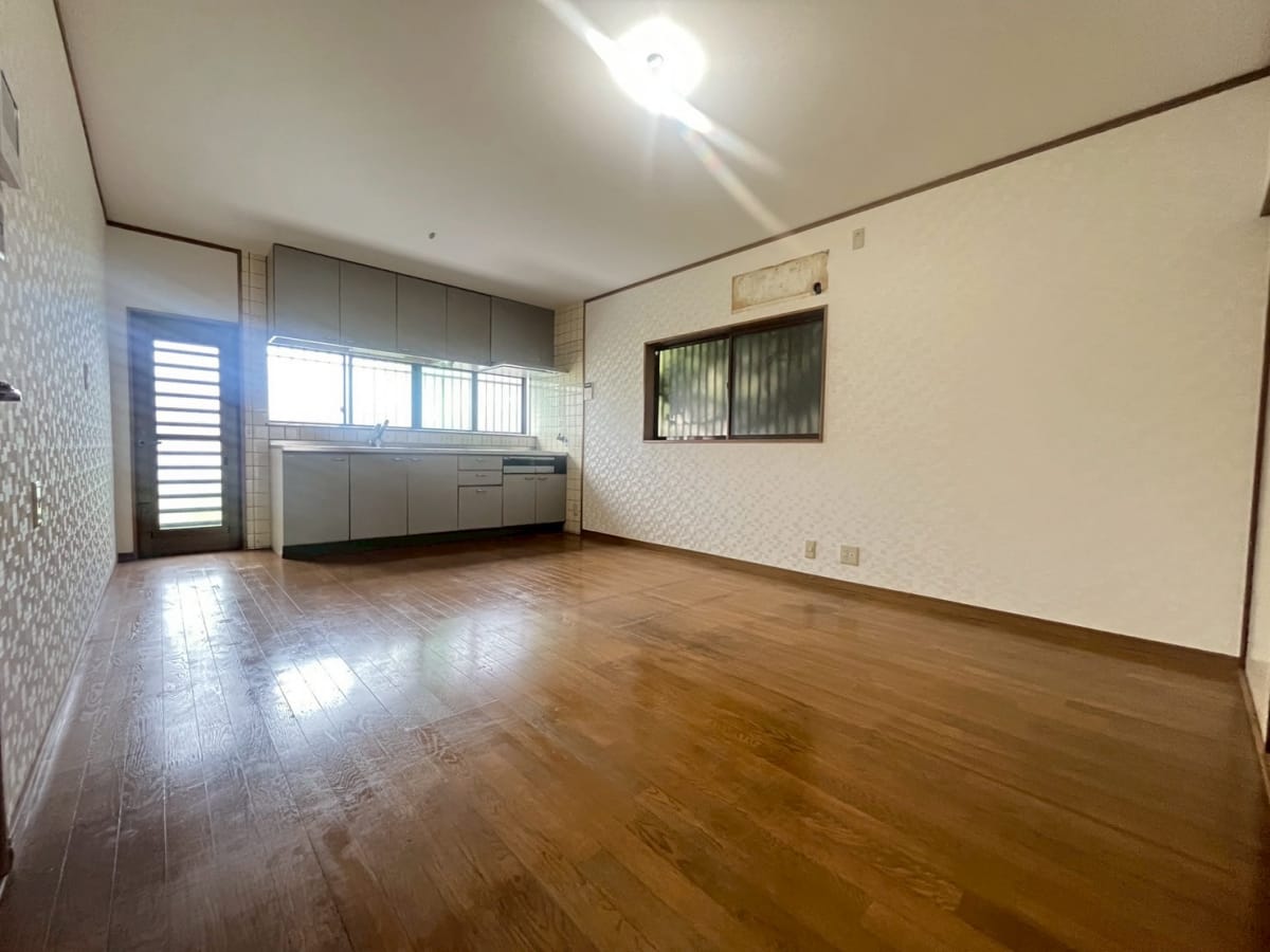 (子供部屋) (子供部屋)