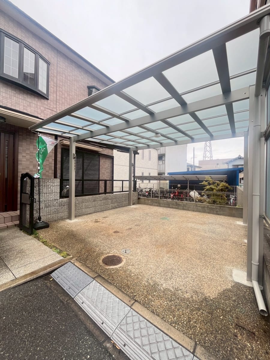 (駐車場) (駐車場)