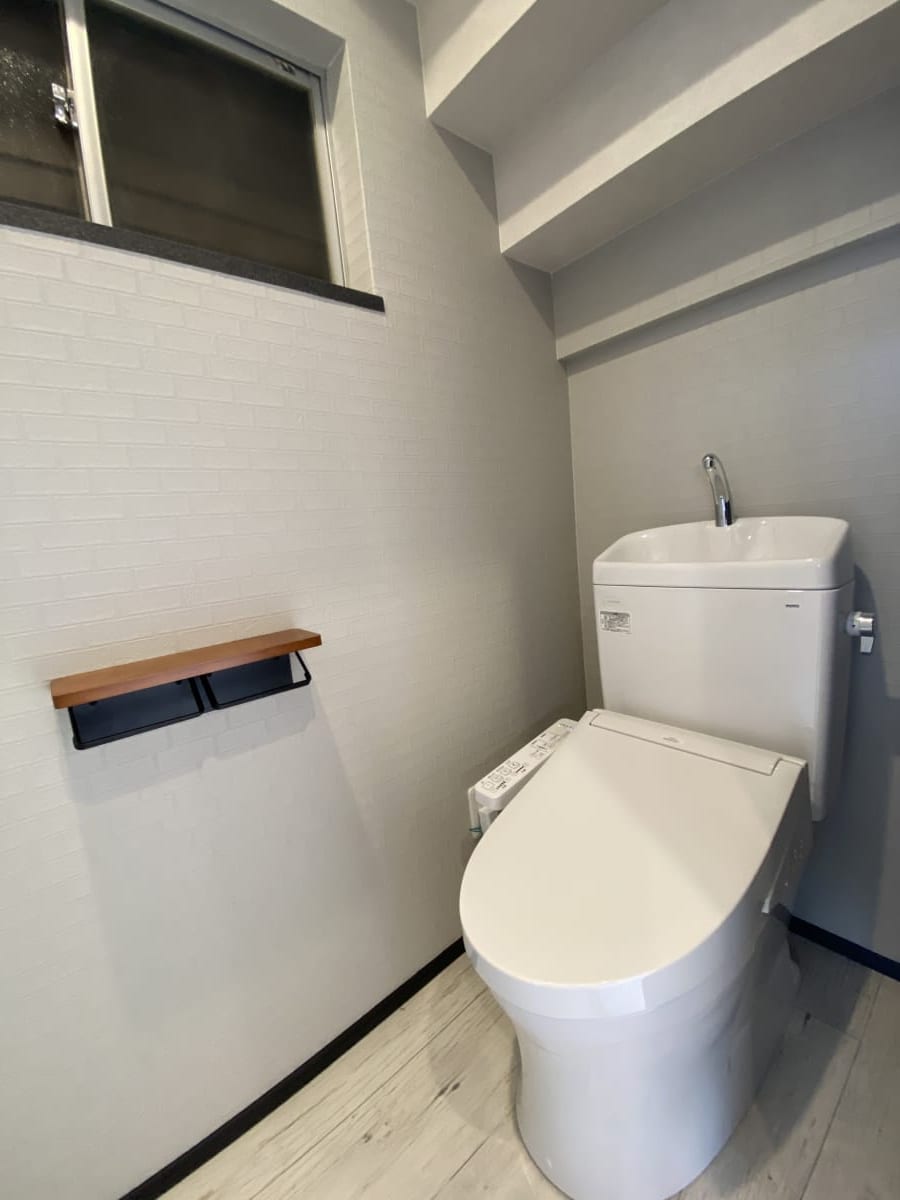 (トイレ) (トイレ)