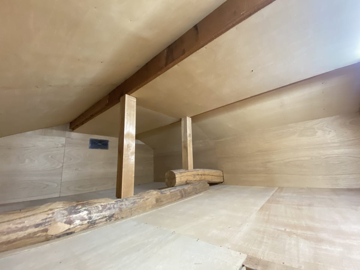 屋根裏収納(収納) 屋根裏収納(収納)