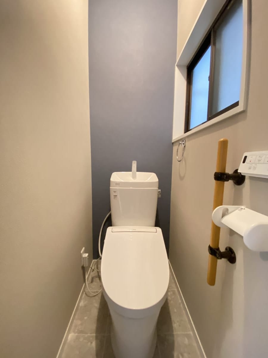 (トイレ) (トイレ)