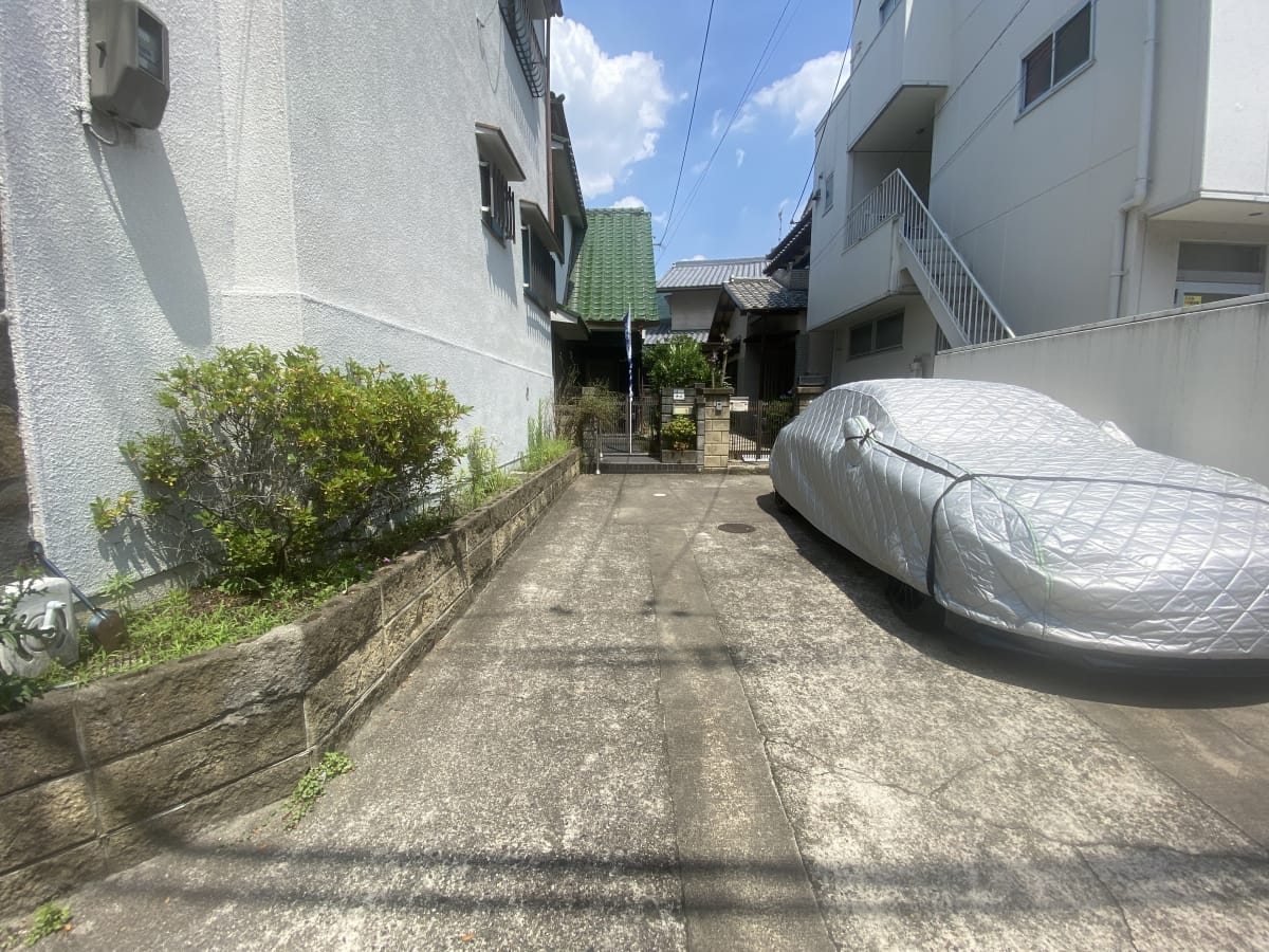 (駐車場) (駐車場)