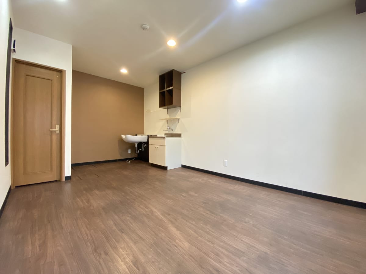 店舗部分 店舗部分