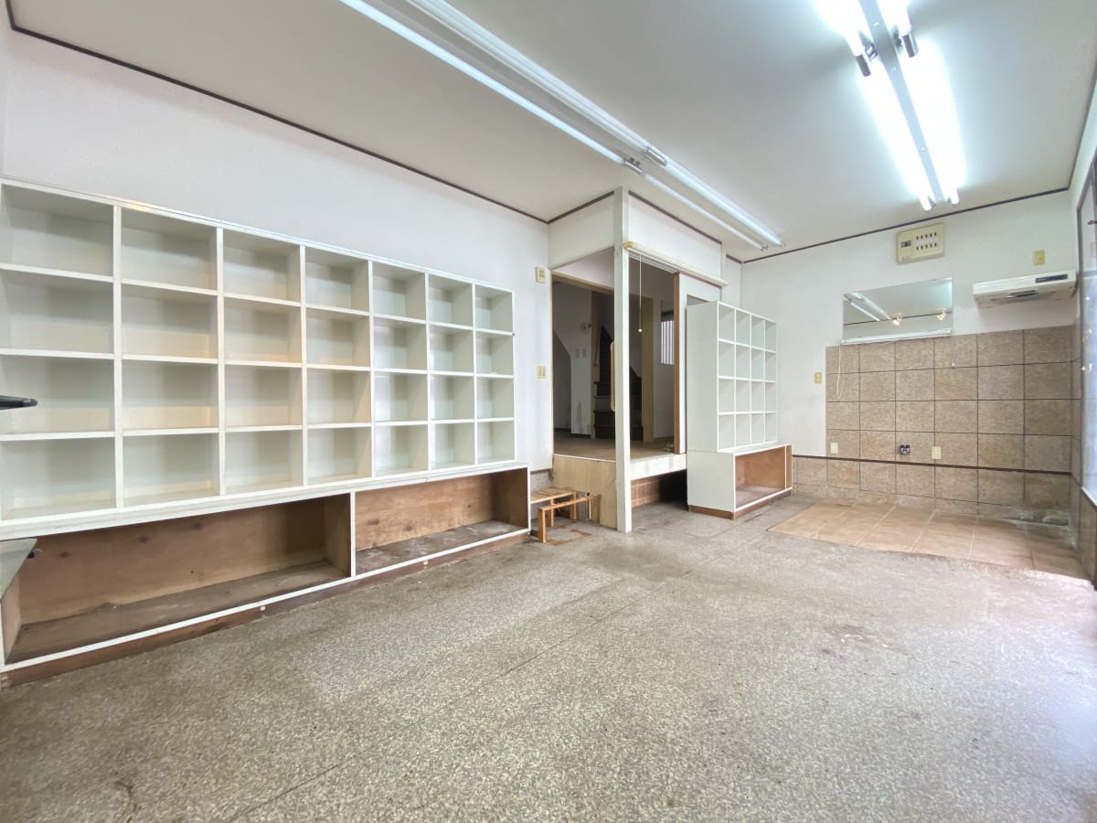 店舗部分 店舗部分