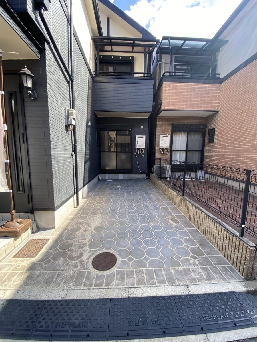 (駐車場) (駐車場)