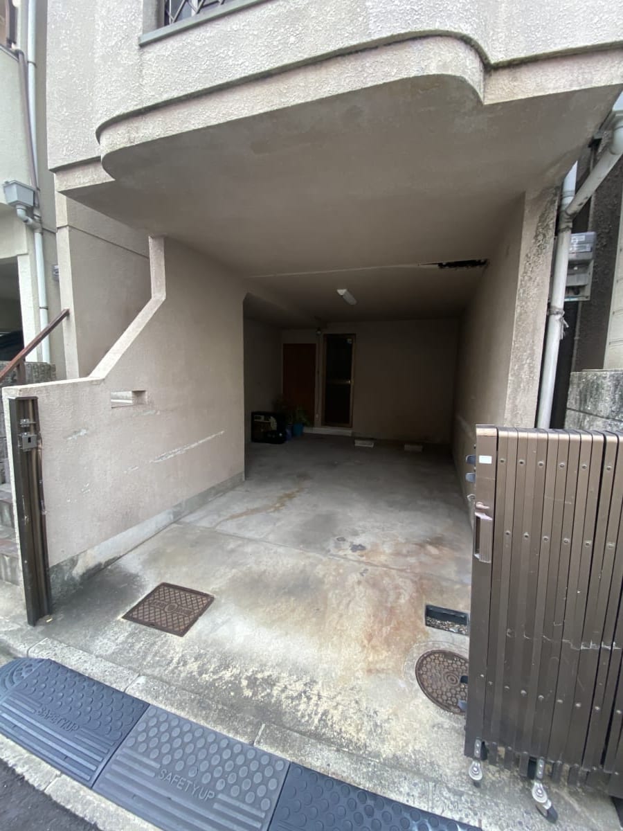 (駐車場) (駐車場)