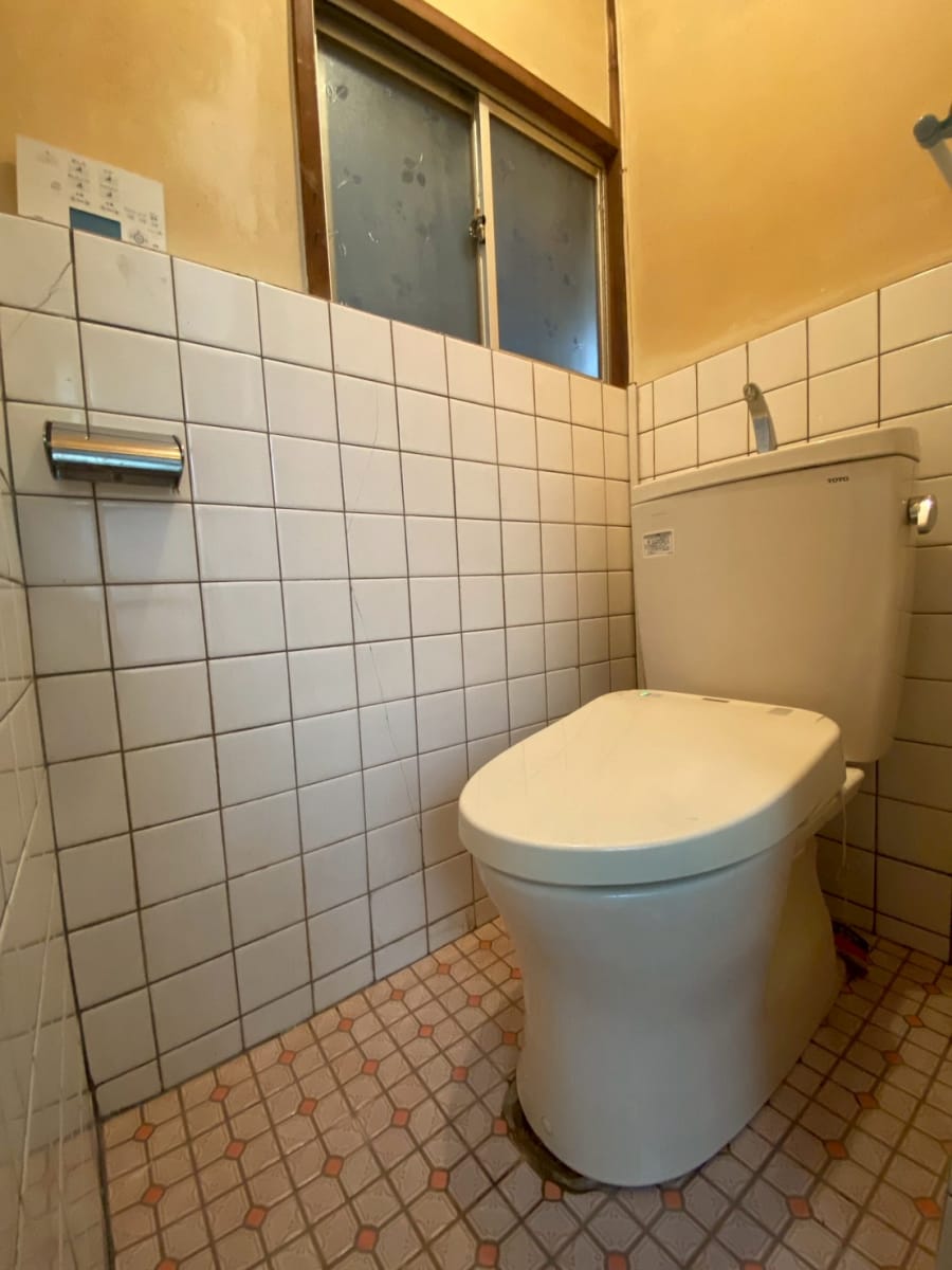 (トイレ) (トイレ)