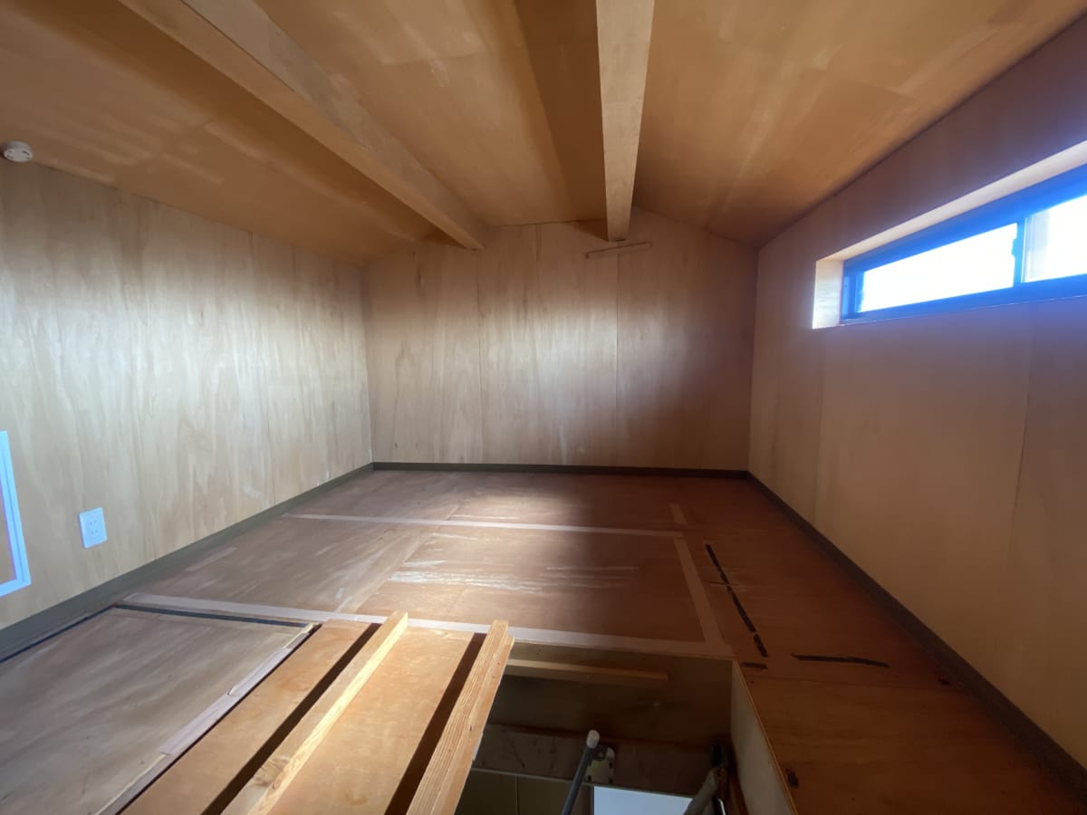 屋根裏収納(収納) 屋根裏収納(収納)