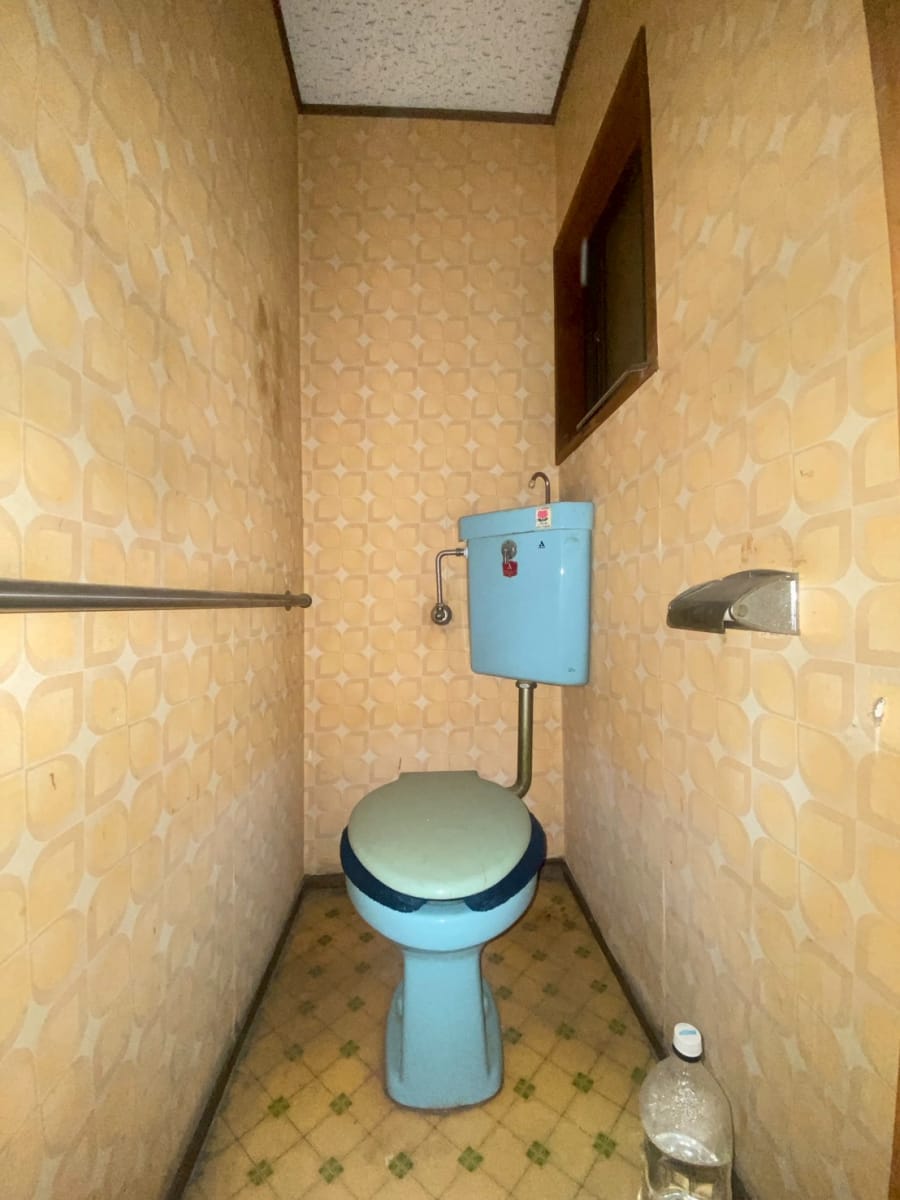 (トイレ) (トイレ)