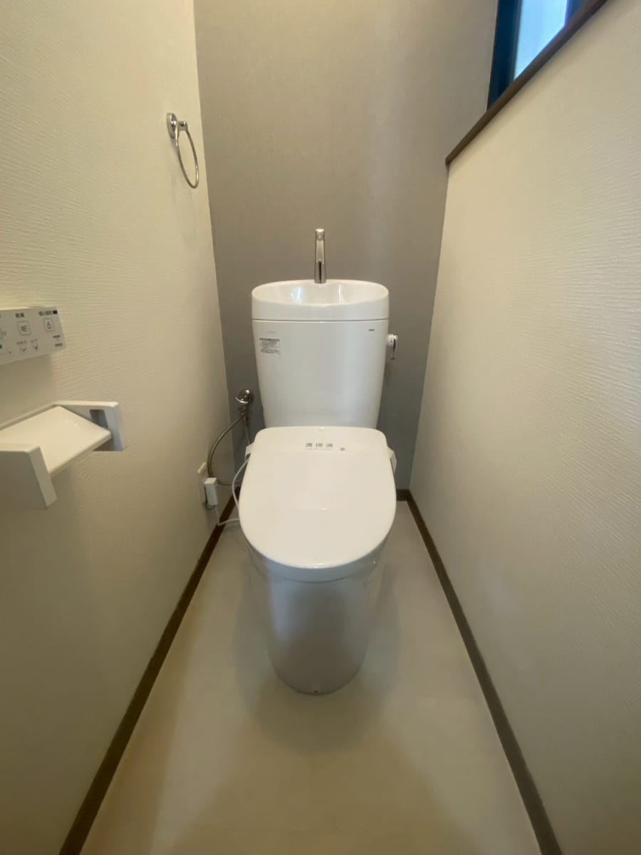 (トイレ) (トイレ)