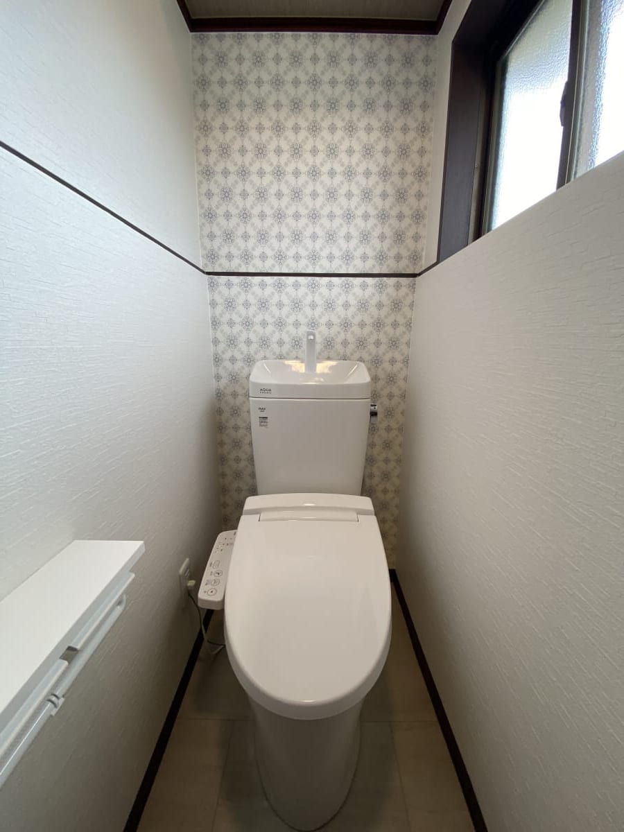 (トイレ) (トイレ)