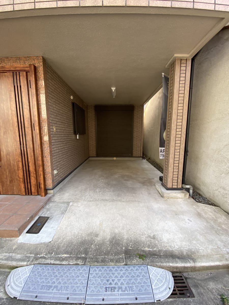 (駐車場) (駐車場)