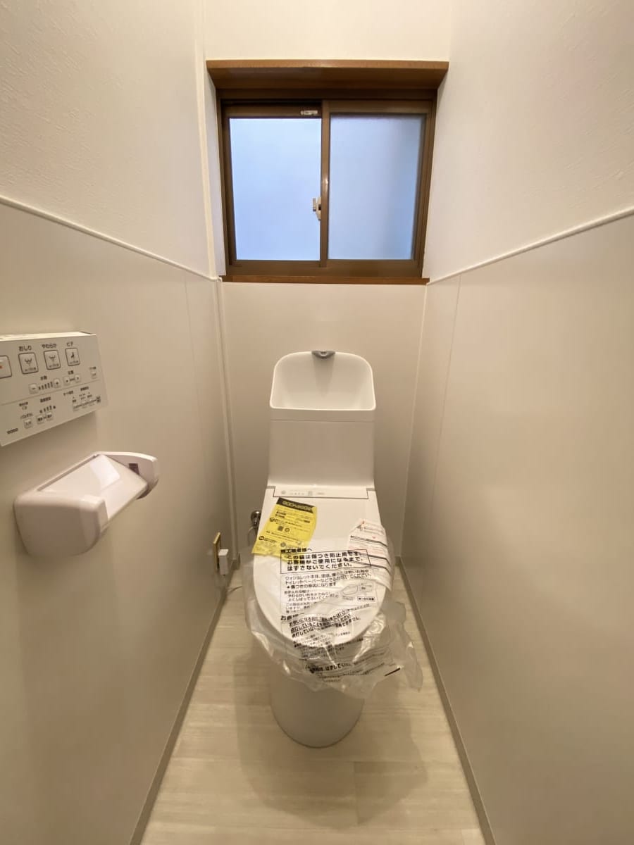 (トイレ) (トイレ)