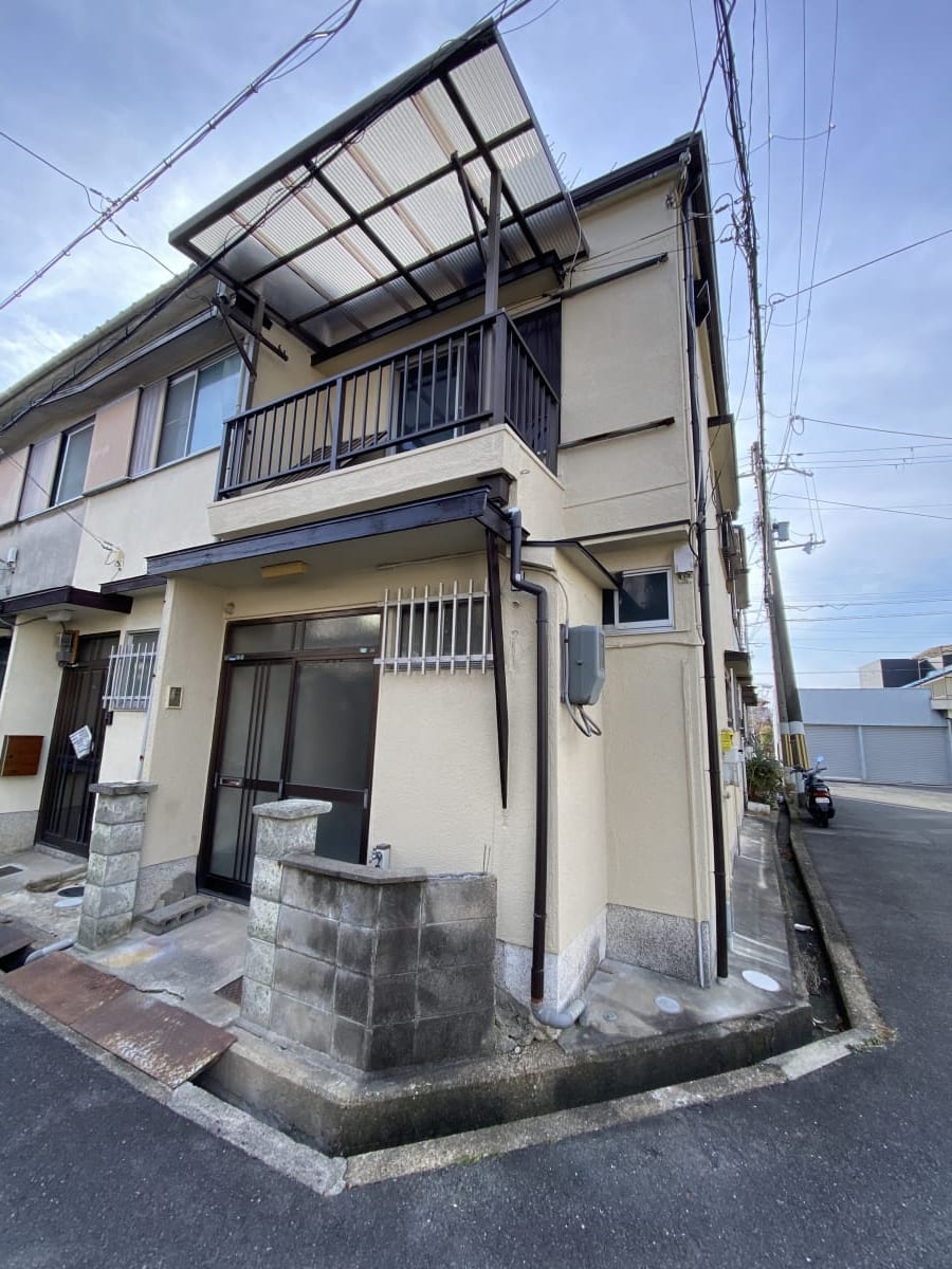 布市町２丁目中古テラスハウス