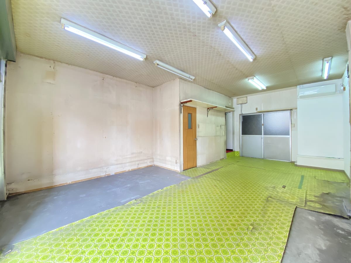 店舗部分 店舗部分