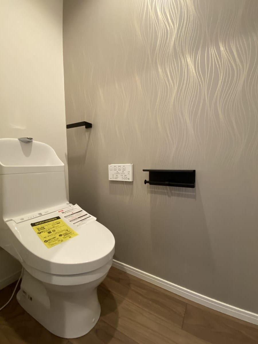 (トイレ) (トイレ)