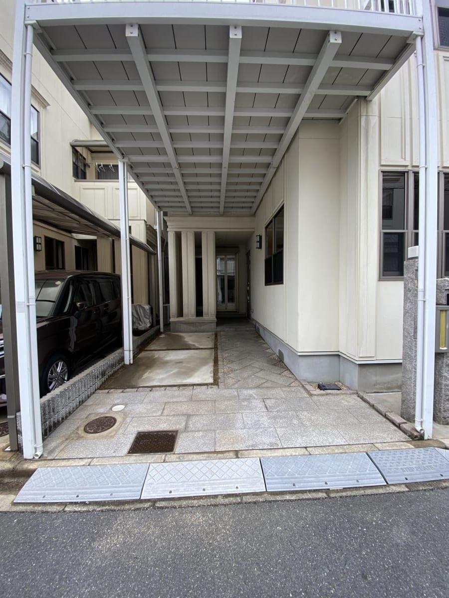 (駐車場) (駐車場)