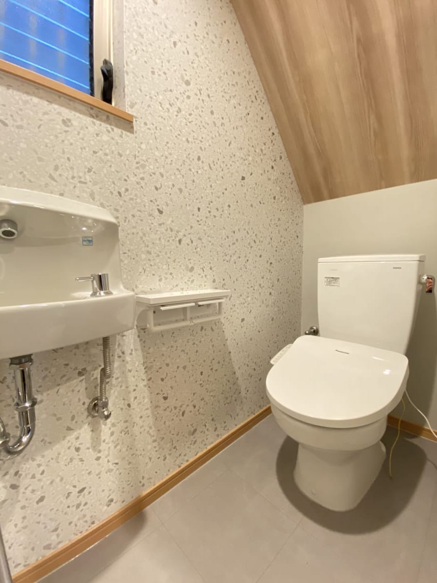 (トイレ) (トイレ)