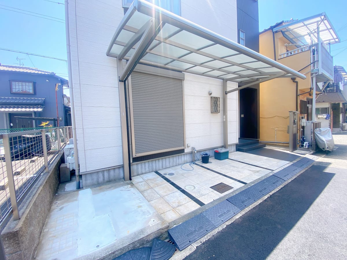 (駐車場) (駐車場)